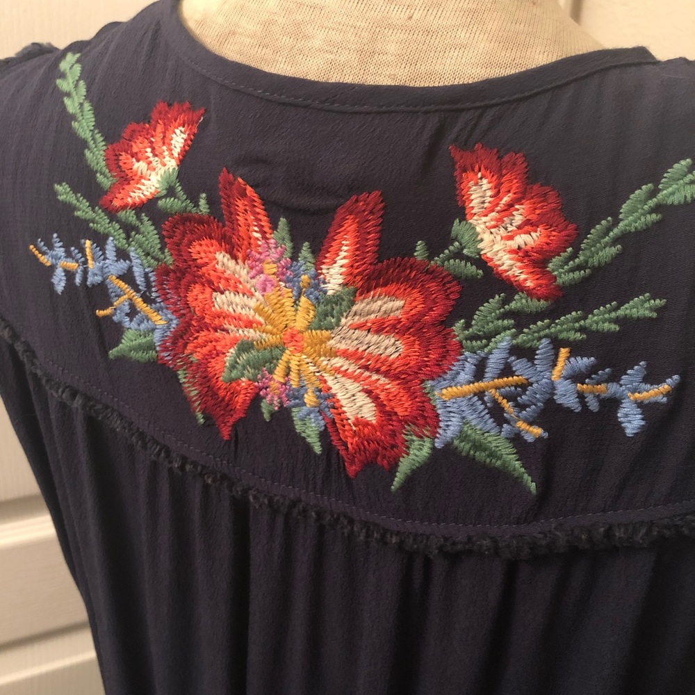 Embroidered Mini Dress/Tunic - Picture 4 of 5